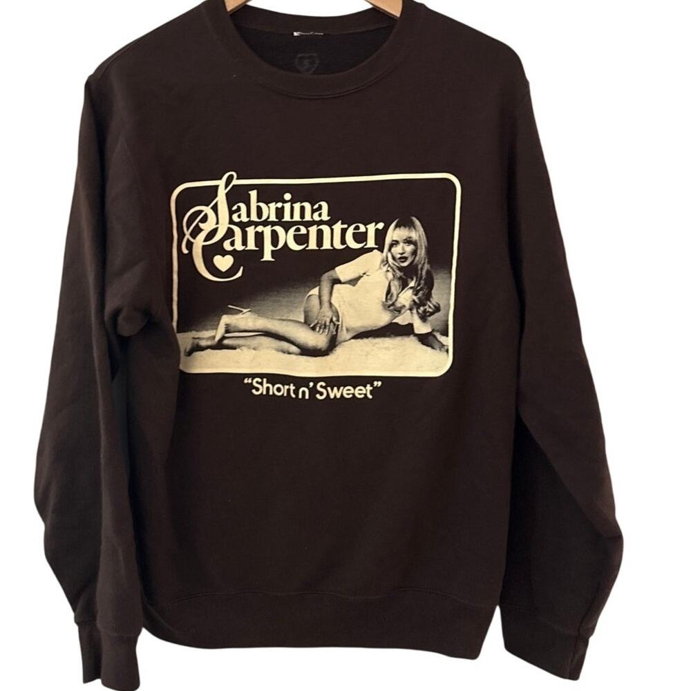 Sabrina Carpenter Short N’ Sweet Tour Crewneck Sweatshirt Size Small